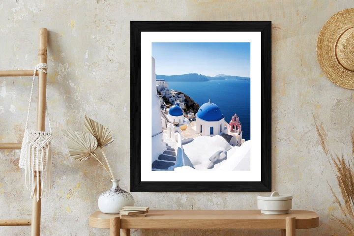 Plakat Tradycyjna Biała Architektura I Greckie Cerkwie Z Niebieskimi Kopułami