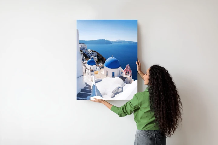 Plakat Tradycyjna Biała Architektura I Greckie Cerkwie Z Niebieskimi Kopułami