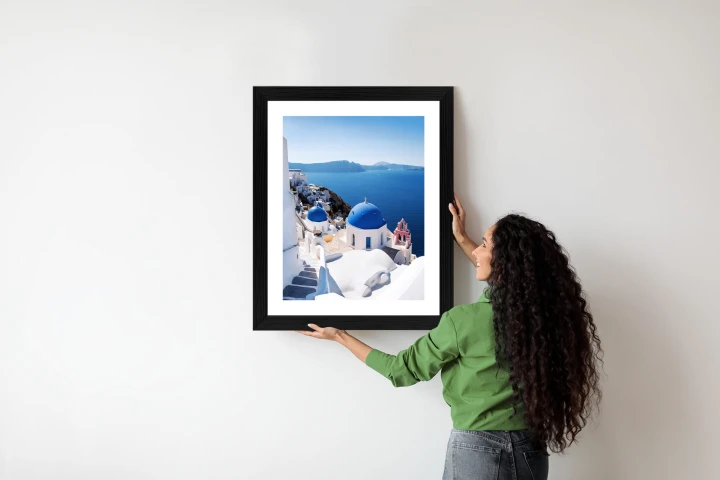 Plakat Tradycyjna Biała Architektura I Greckie Cerkwie Z Niebieskimi Kopułami