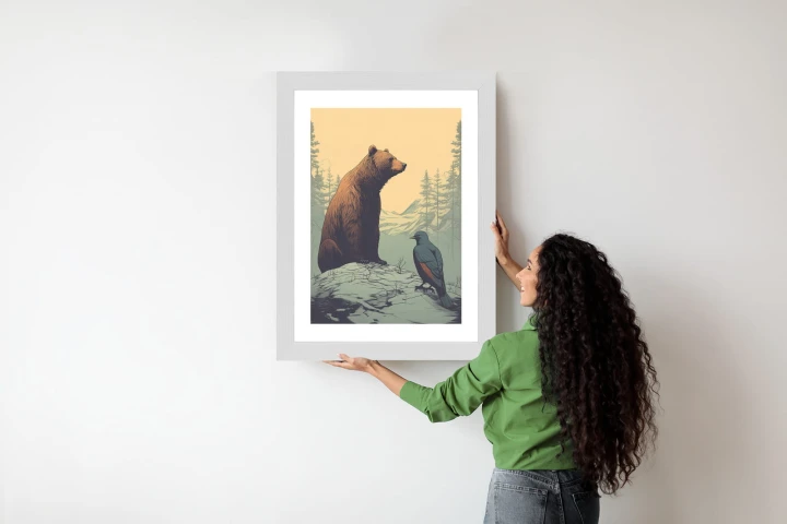 Plakat Niedźwiedź Brunatny Na Tle Śnieżnych Wzgórz