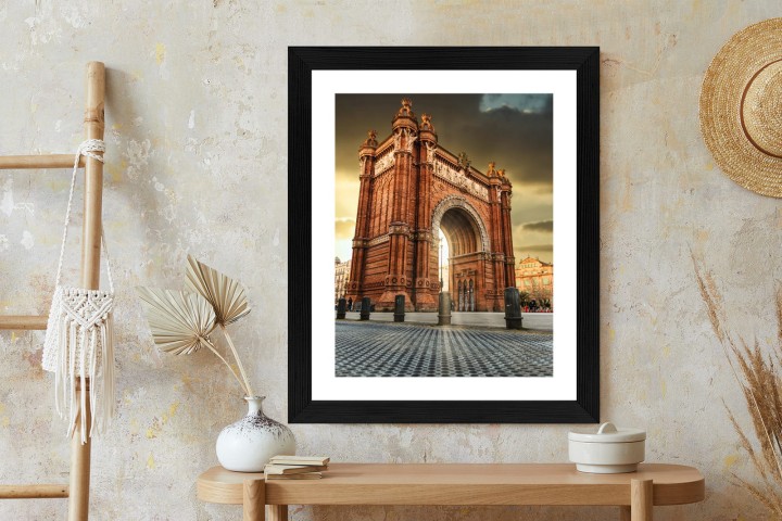 Plakat Łuk Triumfalny Słynna Budowla W Barcelonie