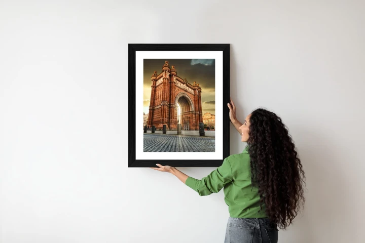 Plakat Łuk Triumfalny Słynna Budowla W Barcelonie