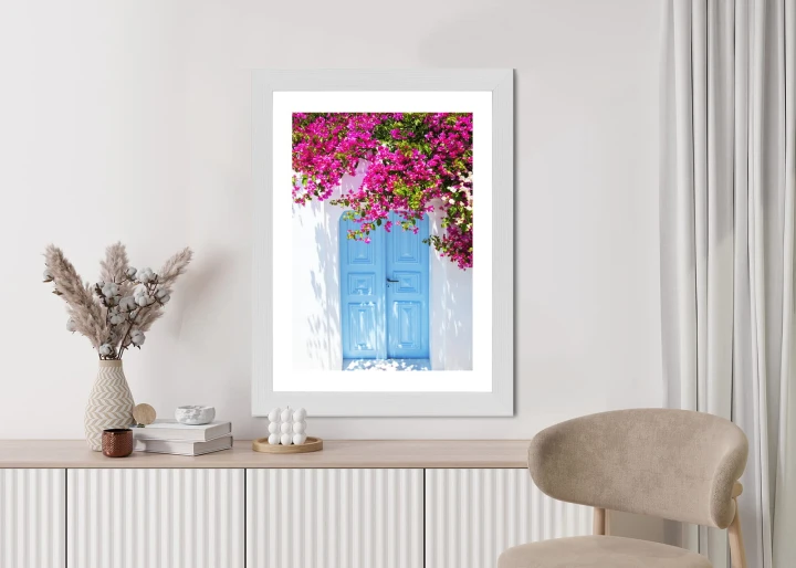 Plakat Niebieskie Drzwi I Różowe Kwiaty Tradycyjna Grecka Architektura