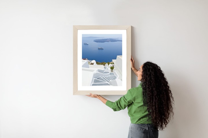 Plakat Santorini Z Malowniczym Widokiem Na Morze