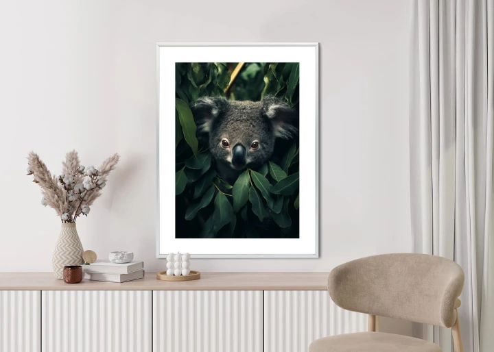 Plakat Koala Siedzący W Liściach