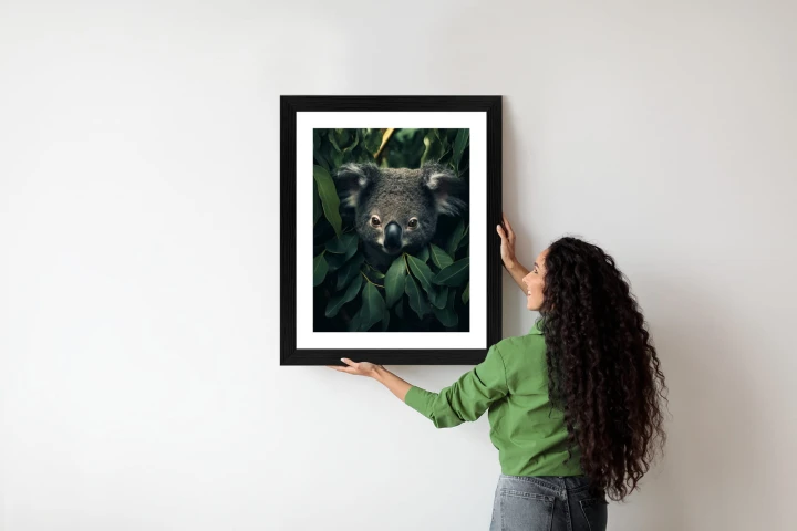 Plakat Koala Siedzący W Liściach