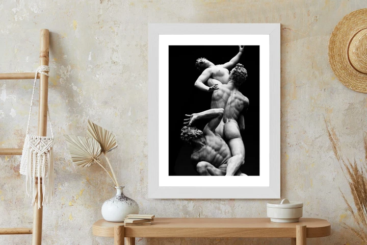 Plakat Włoskie Posągi Na Czarnym Tle