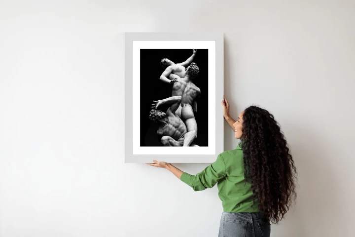 Plakat Włoskie Posągi Na Czarnym Tle