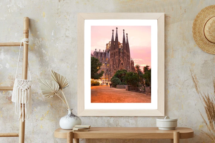 Plakat La Sagrada Familia Podczas Zachodu Słońca
