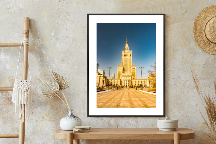 Plakat Pałac Kultury W Warszawie Na Tle Błękitnego Nieba