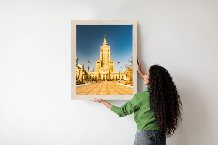 Plakat Pałac Kultury W Warszawie Na Tle Błękitnego Nieba