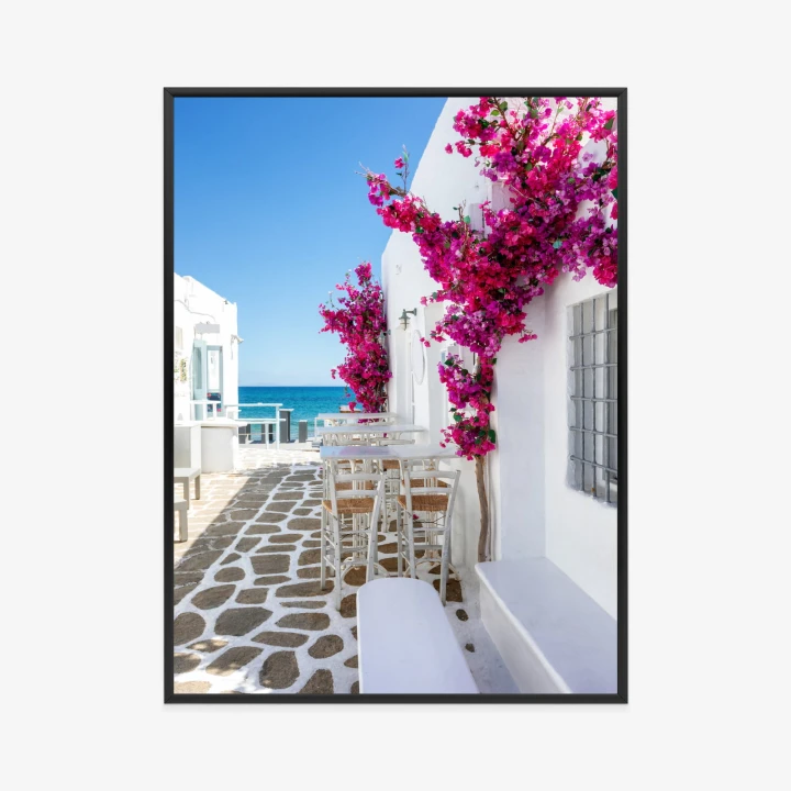 Plakat Grecka Architektura Z Różowymi Kwiatami I Widokiem Na Morze