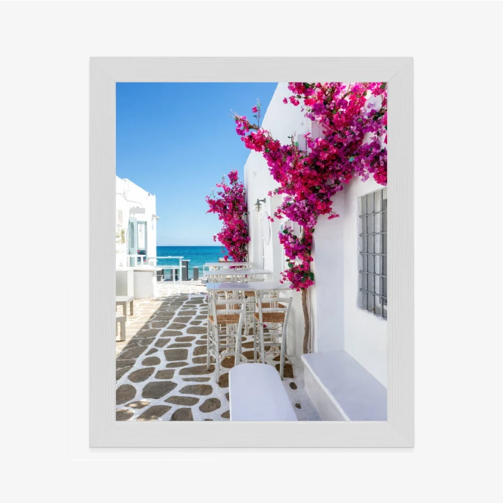 Plakat Grecka Architektura Z Różowymi Kwiatami I Widokiem Na Morze