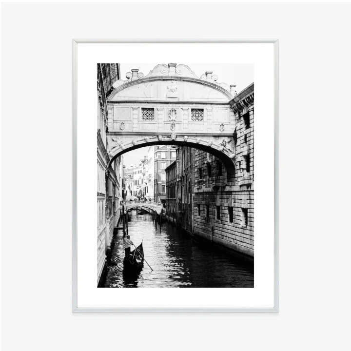 Plakat Gondola Na Czarno Białym Weneckim Kanale