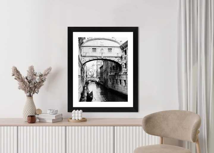 Plakat Gondola Na Czarno Białym Weneckim Kanale