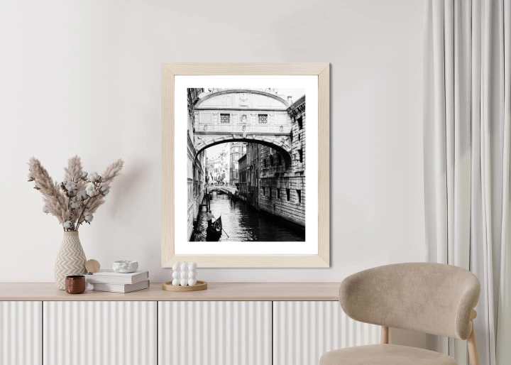 Plakat Gondola Na Czarno Białym Weneckim Kanale