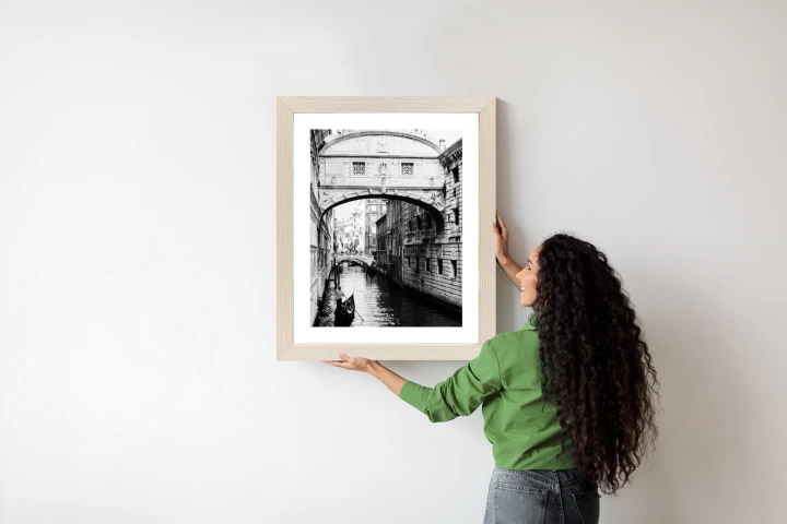 Plakat Gondola Na Czarno Białym Weneckim Kanale